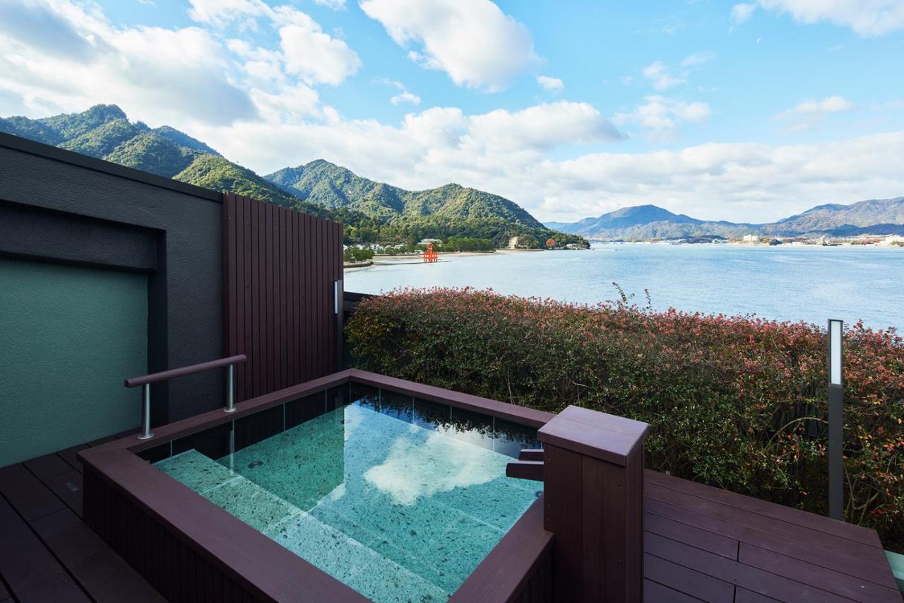 Itsukushima Iroha Hotel Hatsukaichi Ngoại thất bức ảnh