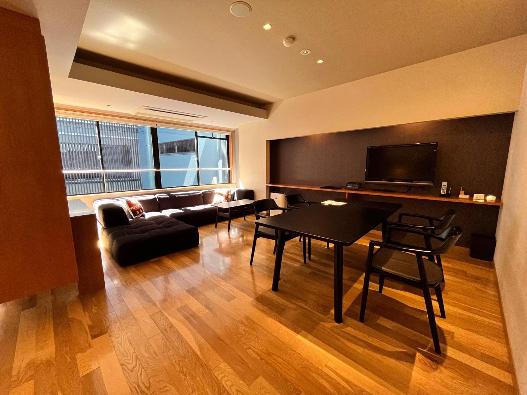 Itsukushima Iroha Hotel Hatsukaichi Ngoại thất bức ảnh