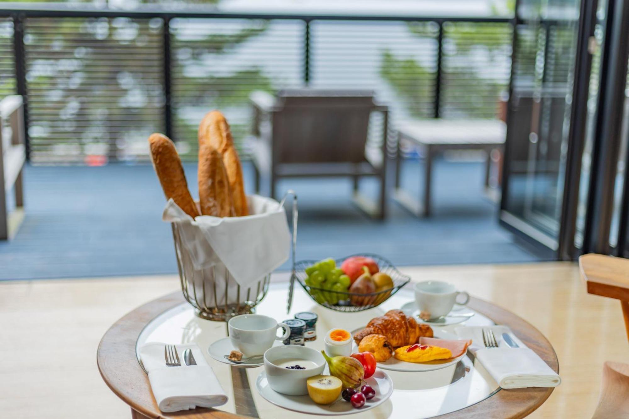 Itsukushima Iroha Hotel Hatsukaichi Ngoại thất bức ảnh
