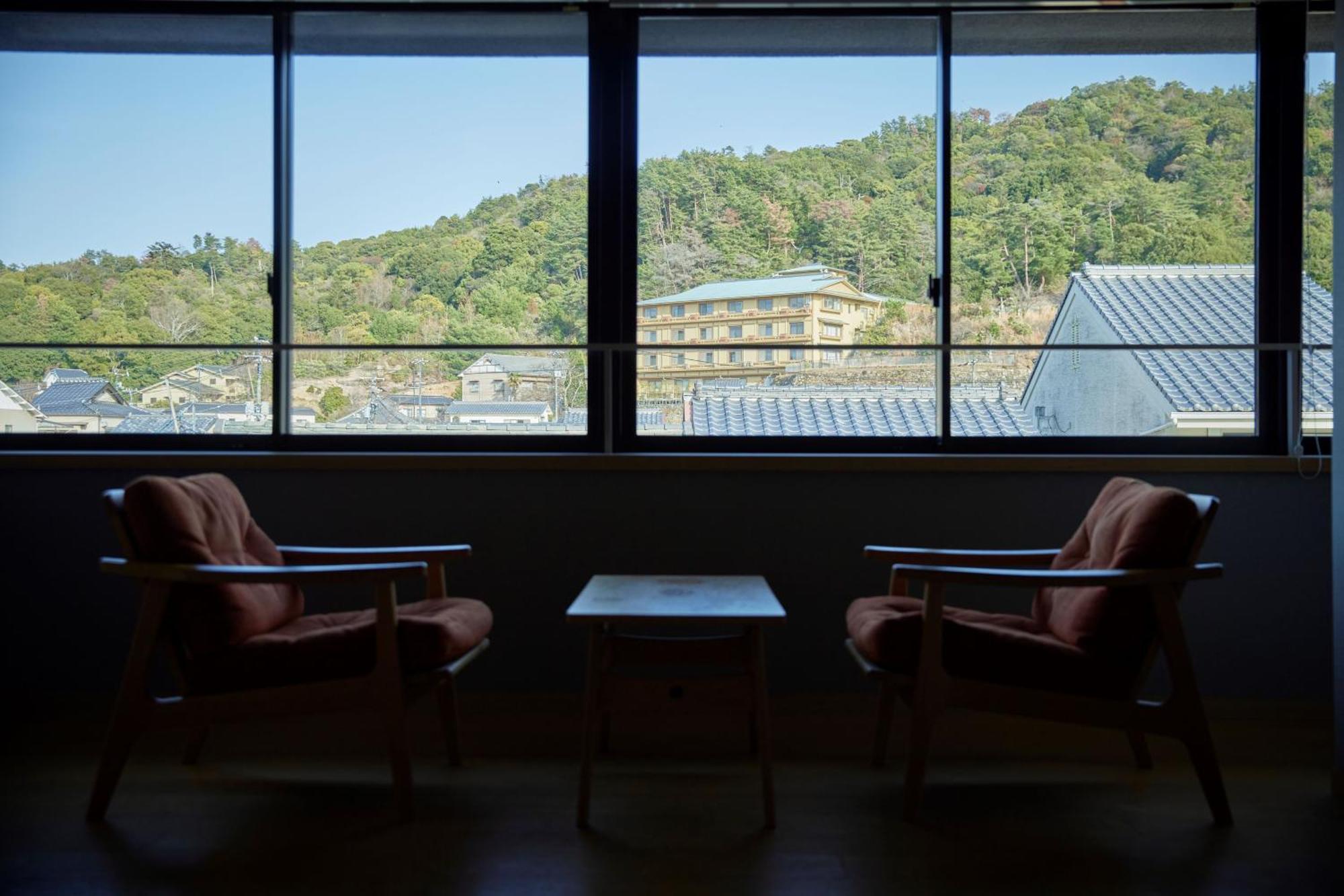 Itsukushima Iroha Hotel Hatsukaichi Ngoại thất bức ảnh